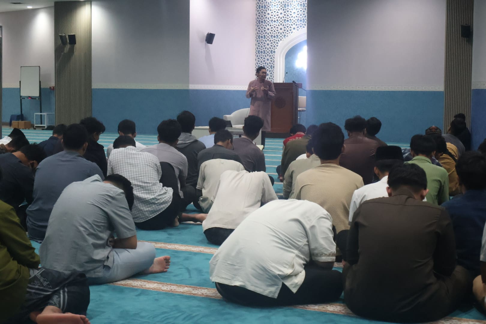 Tel-U Ramadhan 1447 H: Tarawih & Inspirasi Alumni 🌙✨